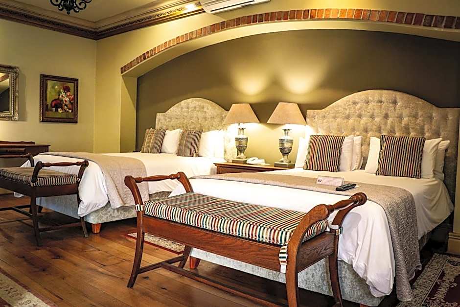 Three Rivers Lodge and Villas