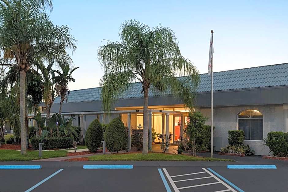 Ramada by Wyndham Cocoa