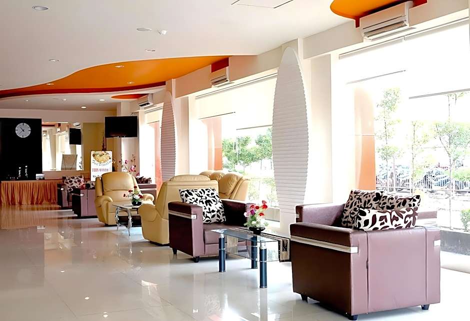Jolin Hotel Panakkukang by LIFE