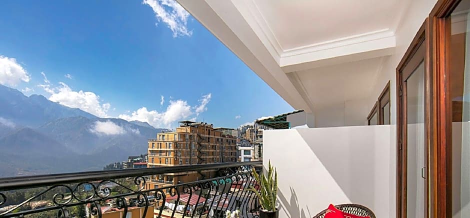 DeLaSol Sapa - Central Boutique Hotel