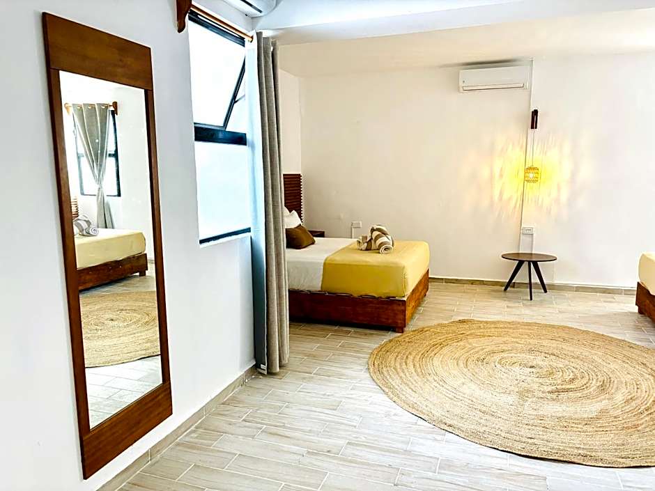 Nomads Party Hotel & Hostel