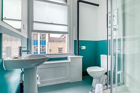 Standard room capacity 2