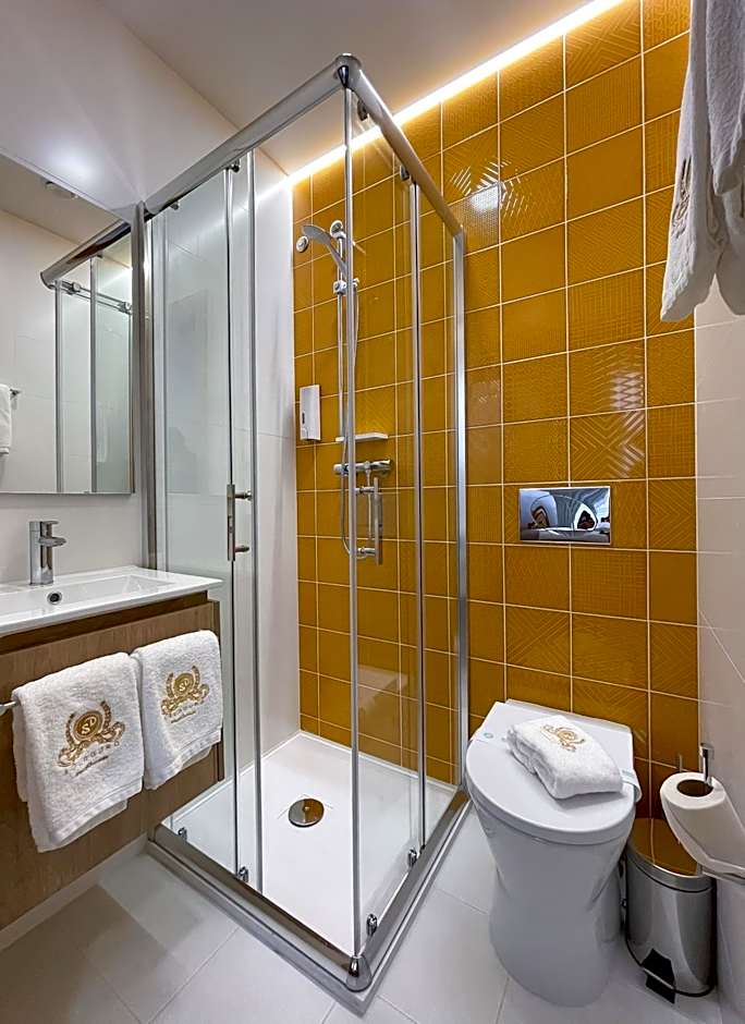 Soldouro Train Suites