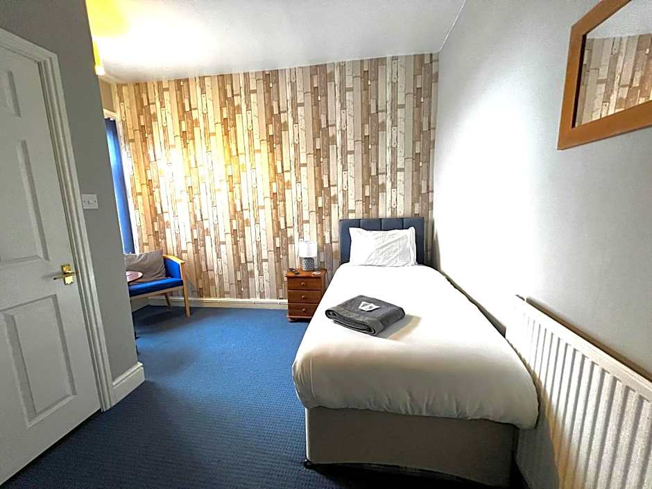 Central Cove Guesthouse