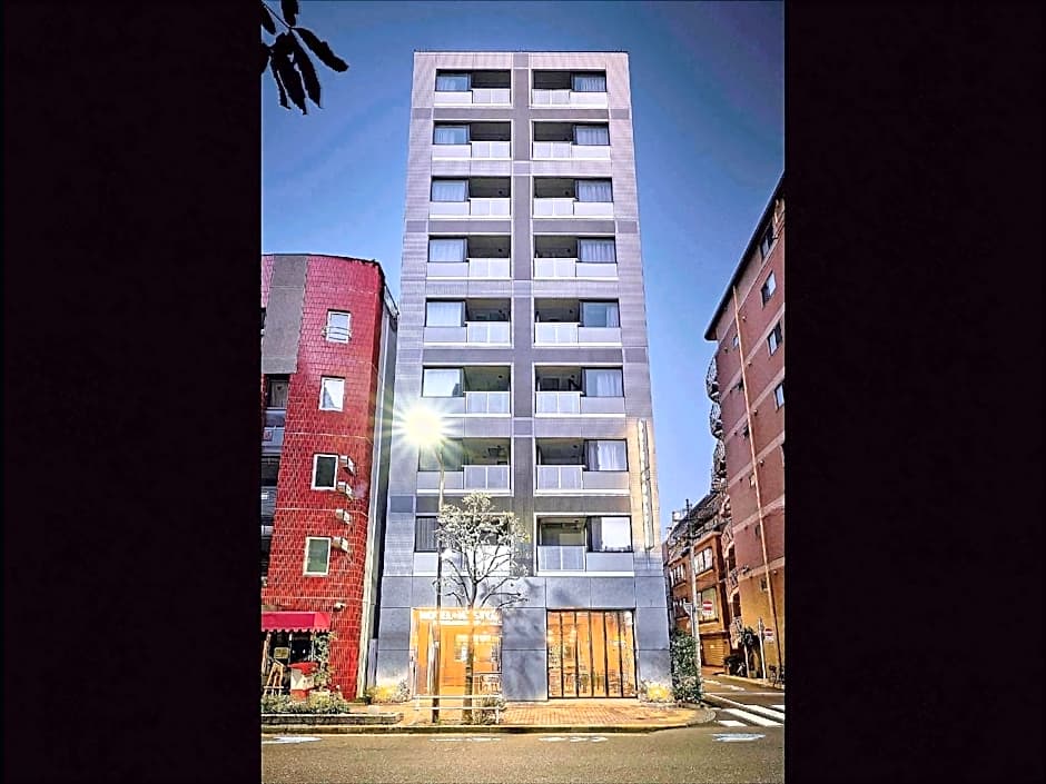 Hotel Plus Hostel TOKYO AKIHABARA