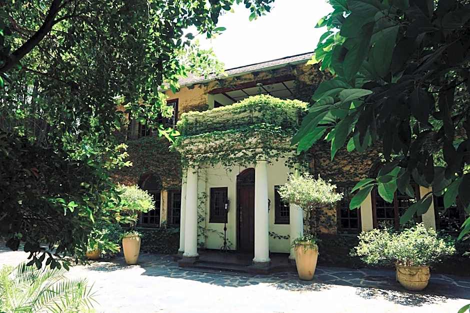 Foxwood House Boutique Hotel