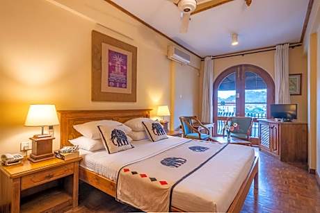 Deluxe Twin or Double Room