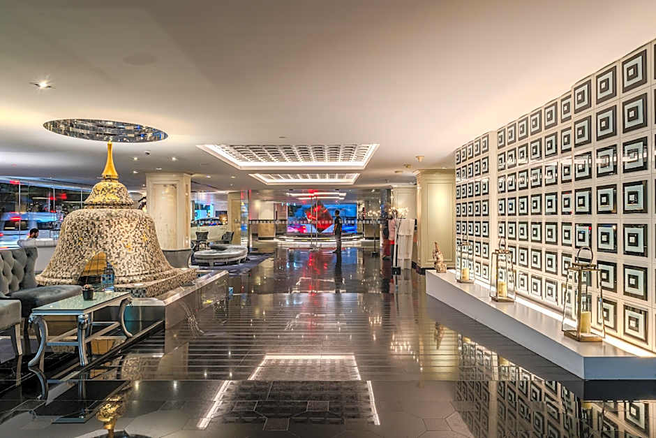 Night Hotel Bangkok - Sukhumvit 15 