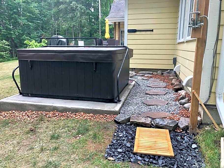 WELCOME TO BURNT RIVER ESTATE