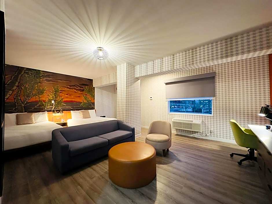 Quality Inn & Suites Thunder Bay Downtown