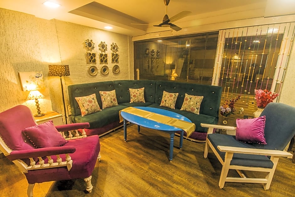 WOW STAYZ2 Hotel Misty Meadows