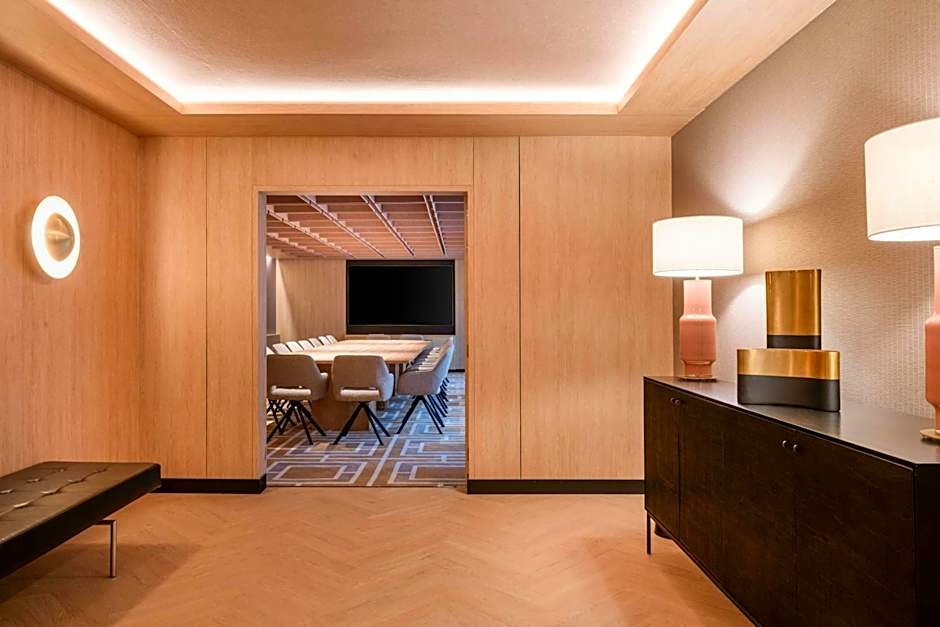 AC Hotel by Marriott Atocha