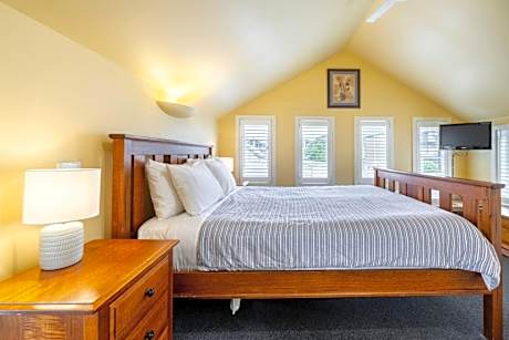 Loft Two-Bedroom Suite