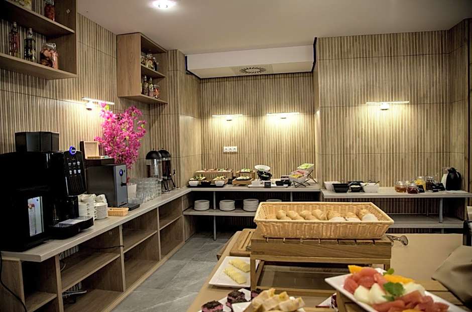 Hotel i Apartamenty Gorzelanny Dźwirzyno