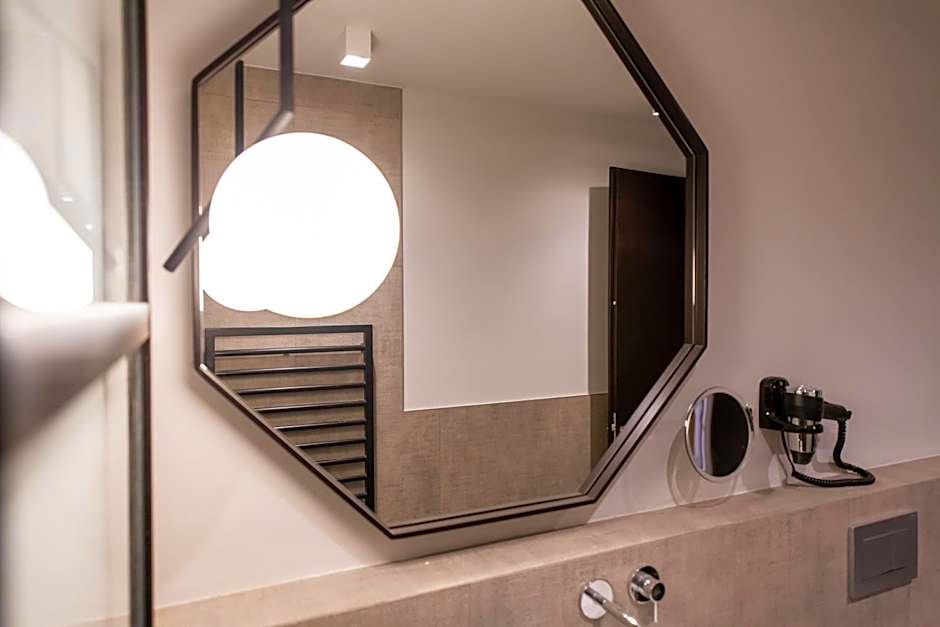 Burgus - Design Suites & Apartments