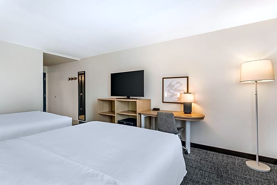 Spark by Hilton Knoxville North I-75