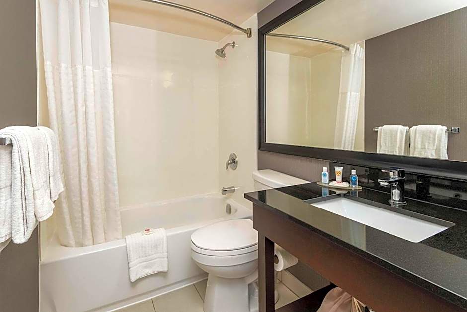 Photo 1 of 6 of 2 Double Beds, 2nd Floor