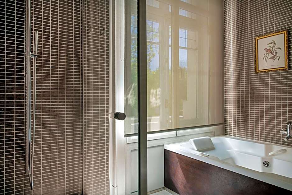 AC Hotel Palacio del Retiro Autograph Collection