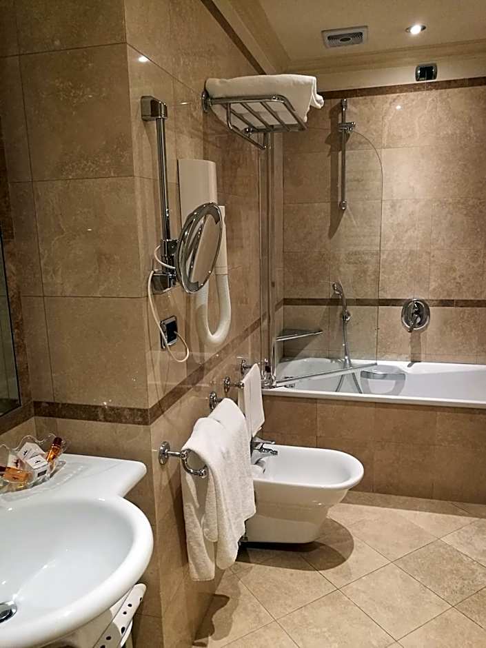 All Suites Torre Dell Orologio