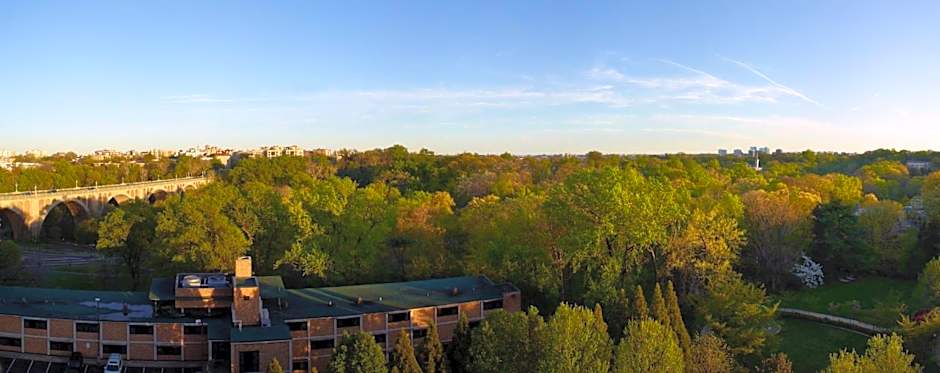Omni Shoreham Hotel