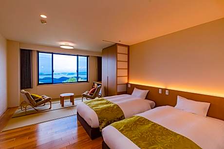 Room with Tatami Area with Ocean View - Non-Smoking