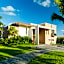 Azul Villa Esmeralda, by Karisma