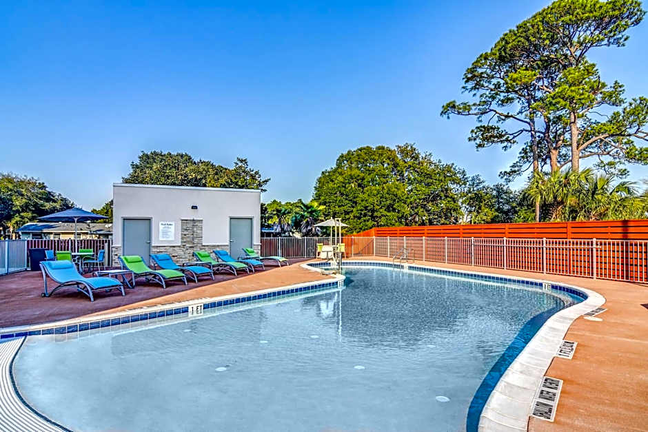 Holiday Inn Express Fort Walton Beach Central By IHG