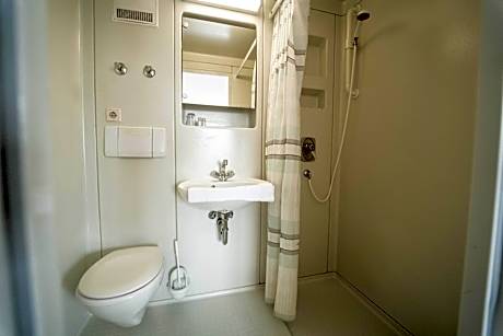 Classic Quadruple Room