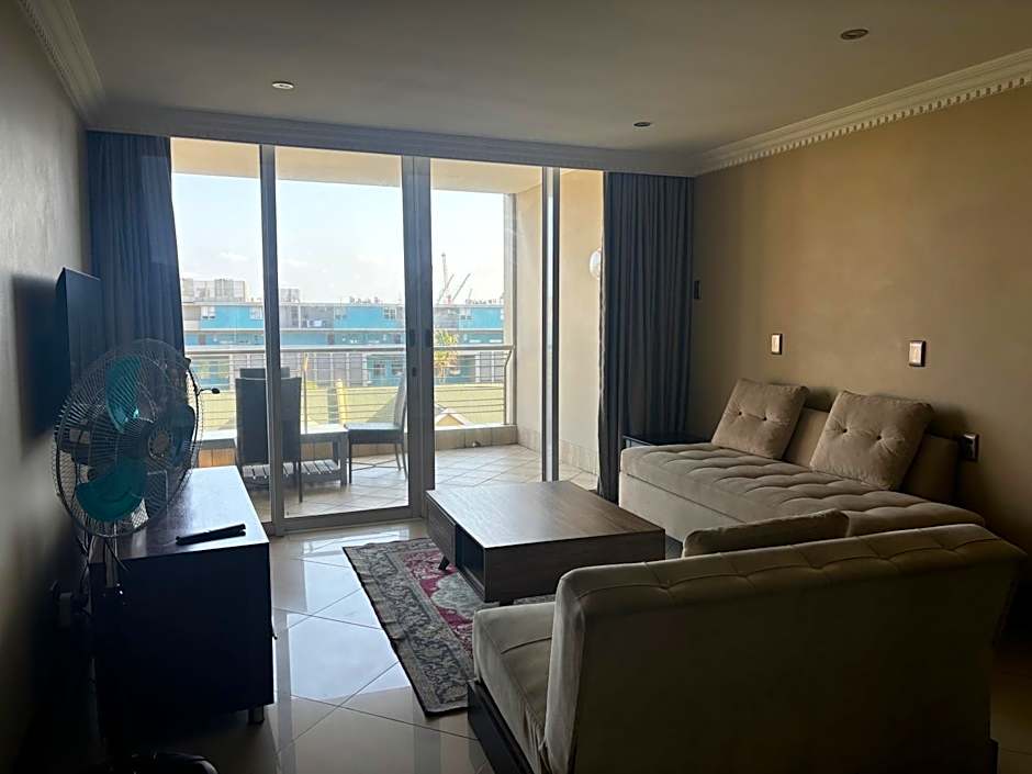 Stunning Sails on Point G403