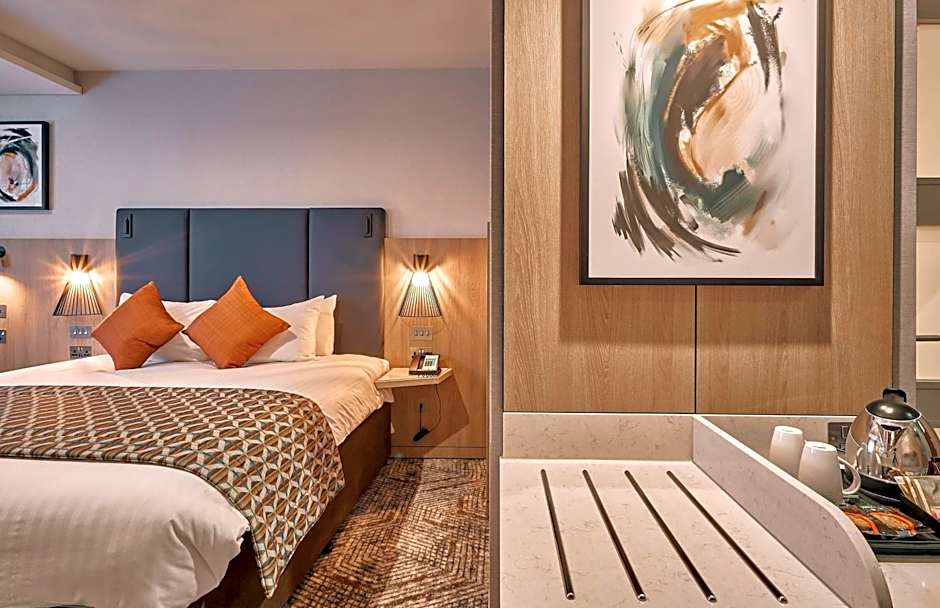 Crowne Plaza Reading East By IHG