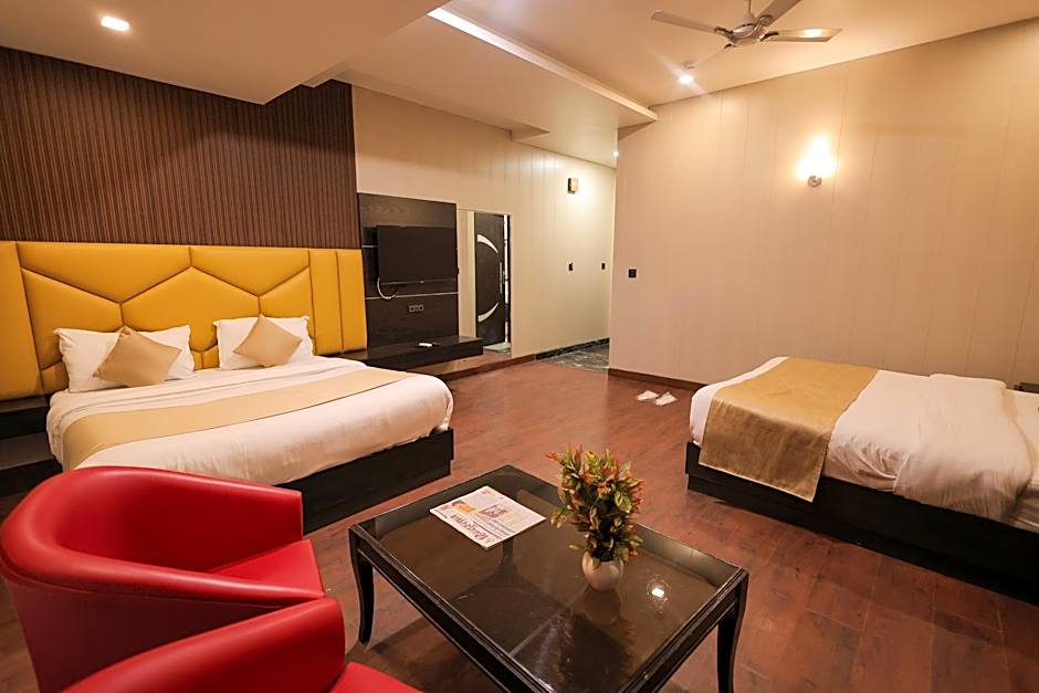 Hotel Krishnam Vrindavan – Near Banke Bihari Temple