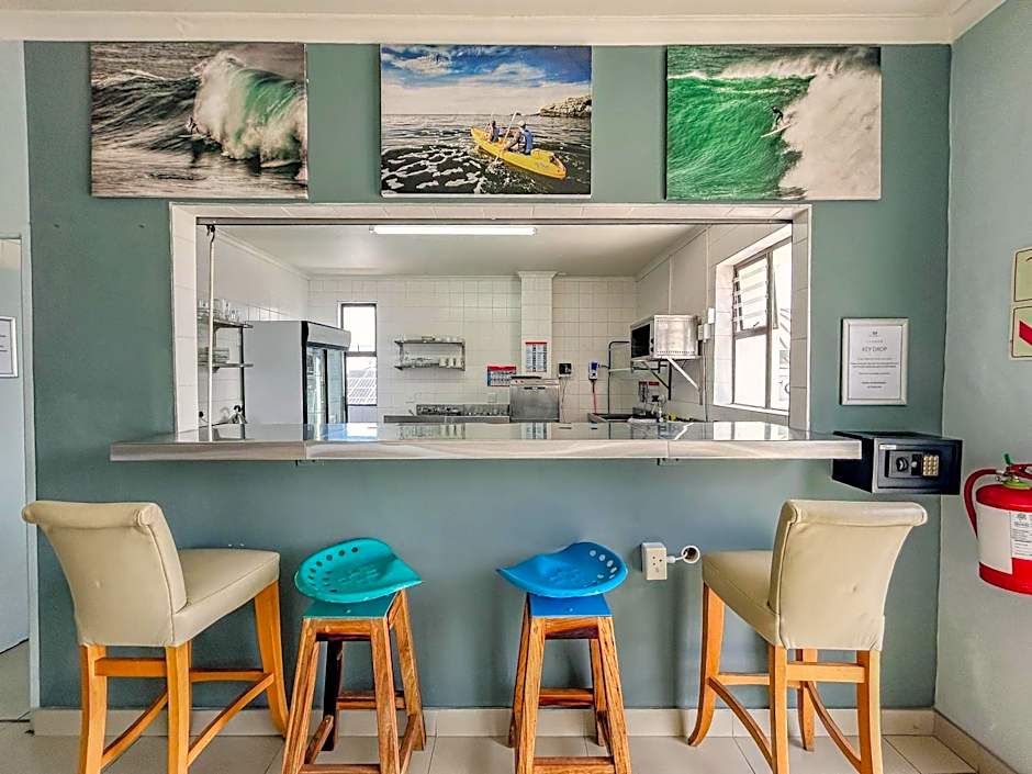 Zzzone Boutique Hostel