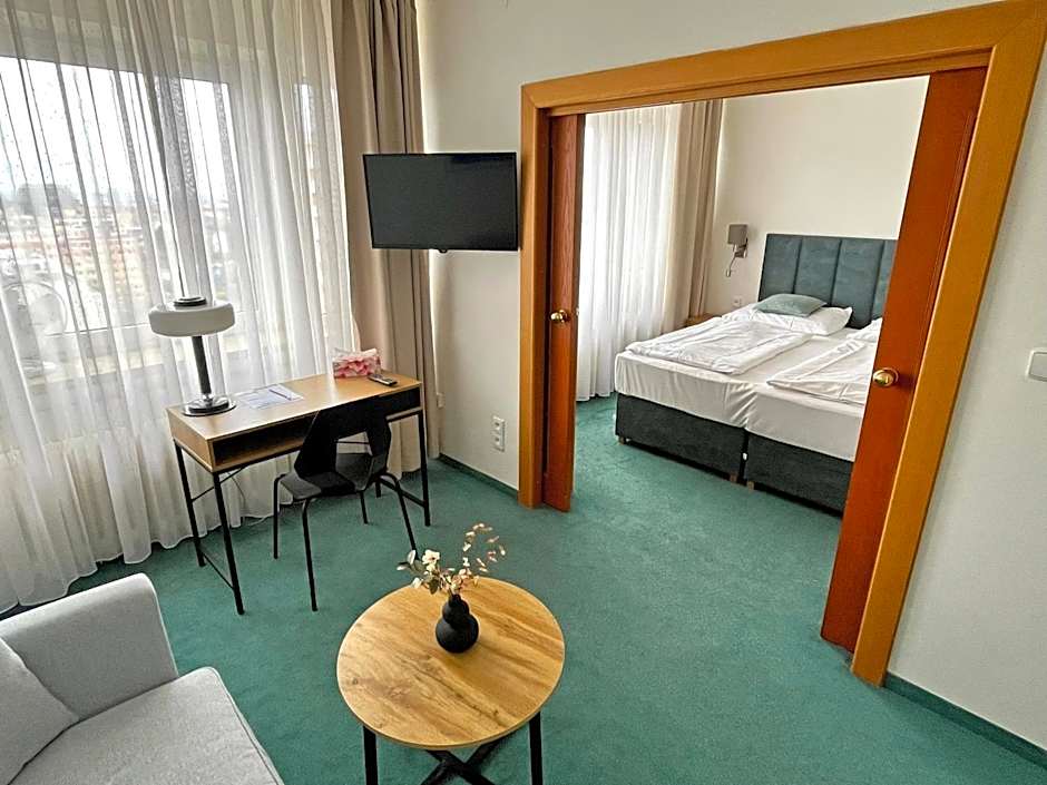 Hotel ILF
