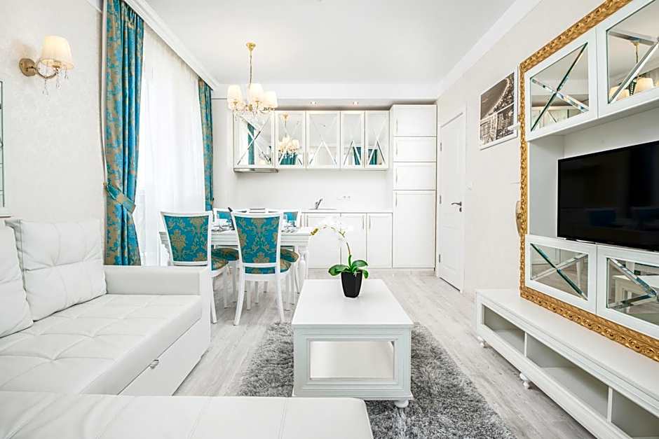 Harmony Suites Saint Vlas