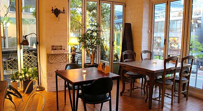 GONGGAN Residence Hotel