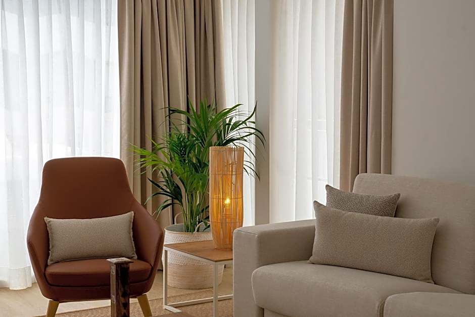 Hotel Emblemático Hi Suites