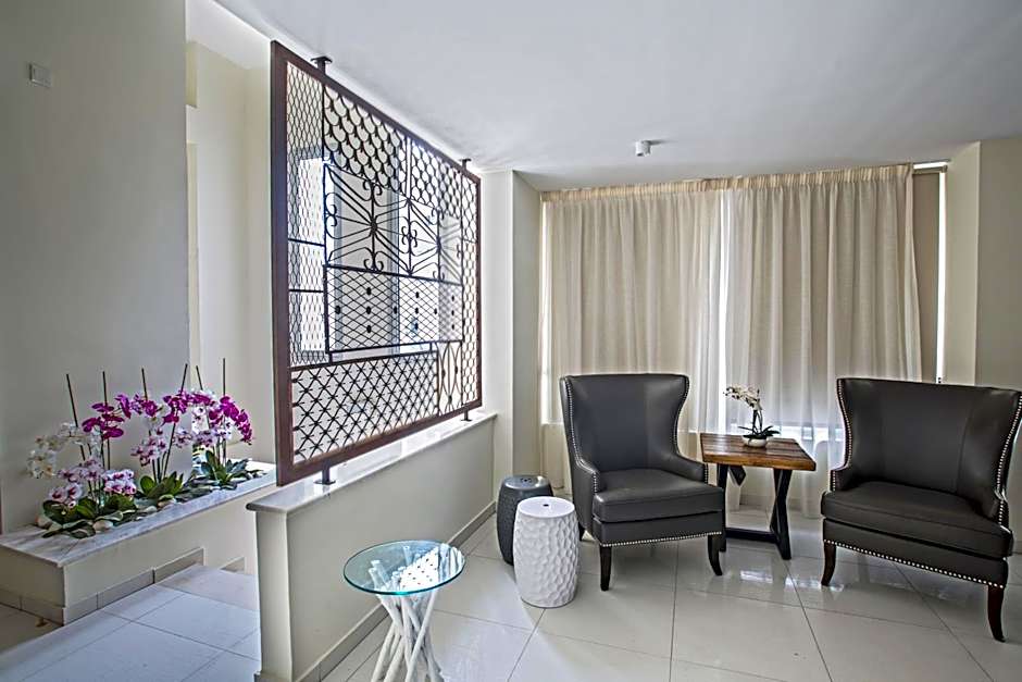 NissiLant hotel & suites