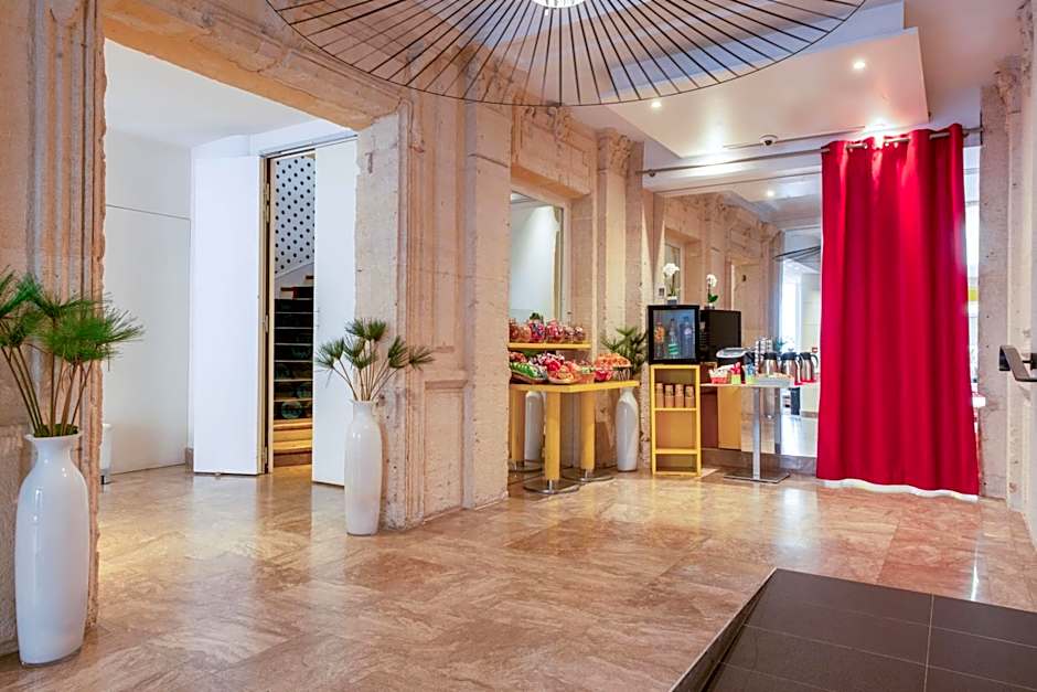 Hotel Astoria Opéra - Astotel