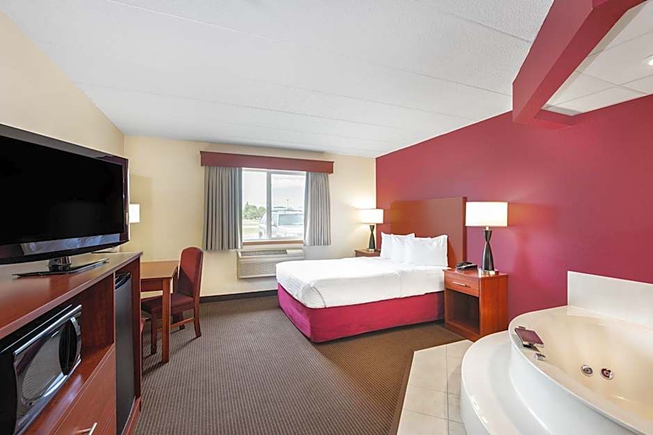 SureStay Plus Hotel by Best Western Litchfield