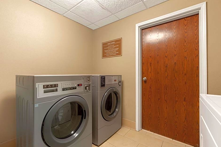 Best Western Plus Olympic Inn