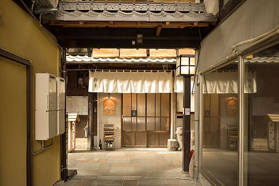 Toyooka guesthouse Hostel Act