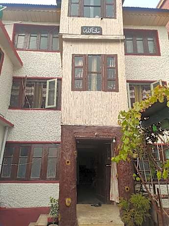 Lake Boulevard Guest House