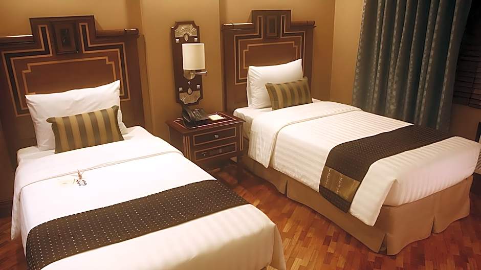 Herald Suites Polaris