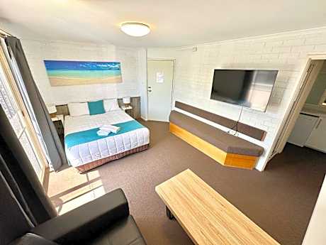 Queen Room with Balcony