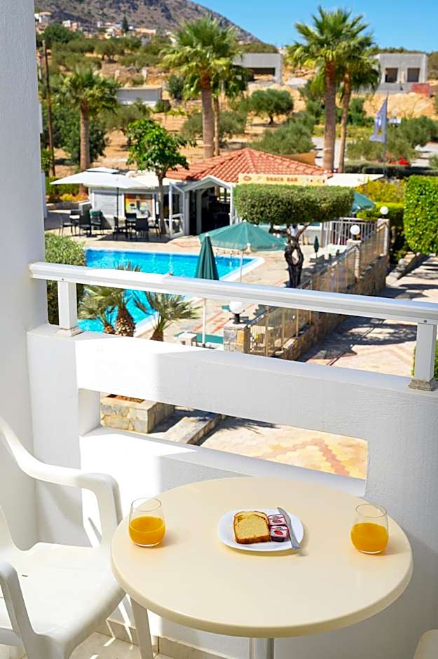 Nikolas Villas Appartments