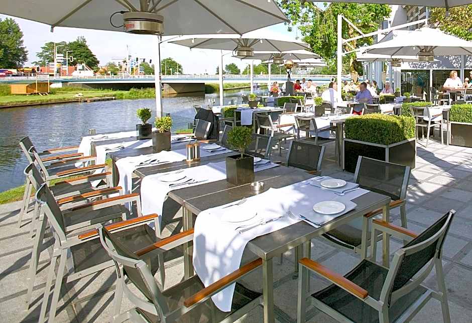 De Zon Hotel & Restaurant by Flow
