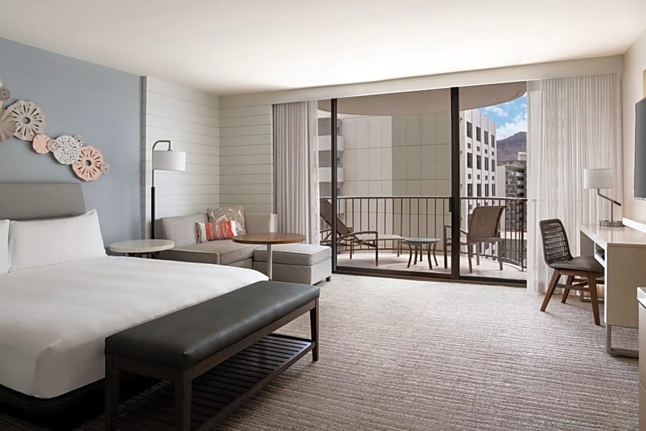 Waikiki Beach Marriott Resort & Spa