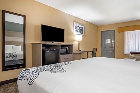 Two-Bedroom Suite with Walk-In Shower - Non-Smoking