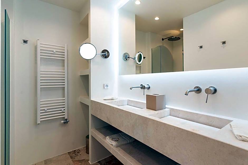 Gialova Hills 8 - Luxury Apartments with Pool