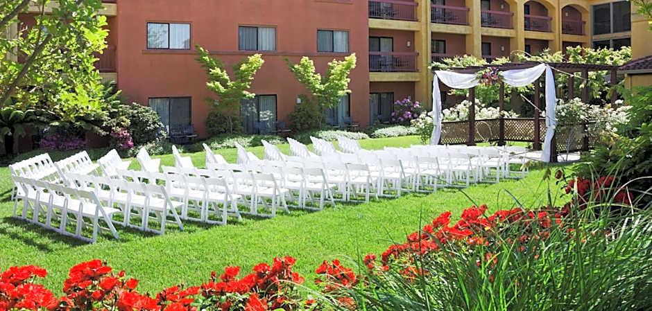 DoubleTree By Hilton Hotel Sonoma Wine Country